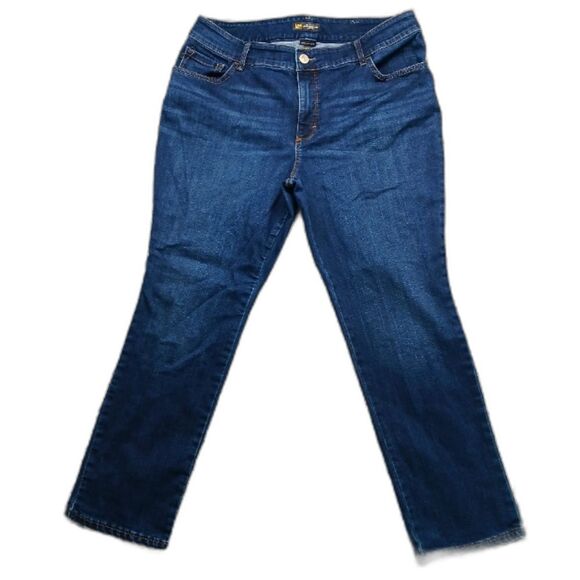Lee Relax Fit Straight Leg Denim Blue Jeans Pant. Woman's 18W.Mid Rise Slimming. - Picture 1 of 13